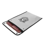 Saszetka ognioodporna i wodoodporna A4 MasterLock otwarta